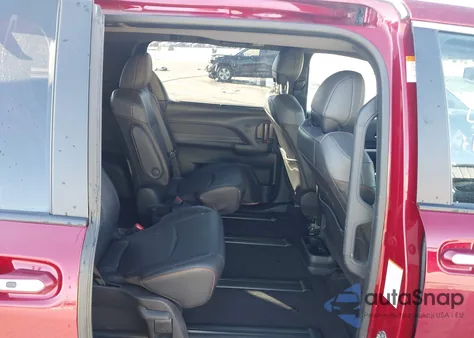 2023 Toyota Sienna Xse from USA, damaged, VIN 5TDDSKFC9PS082732